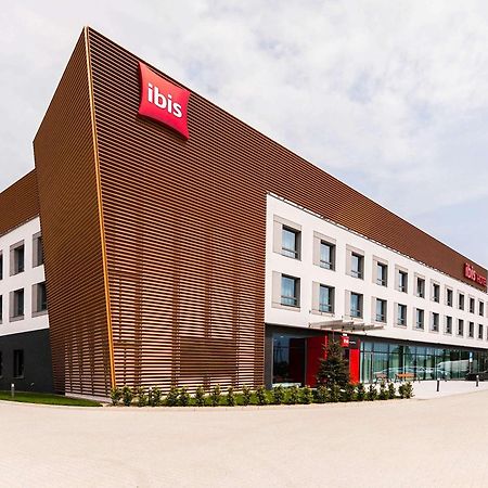 Ibis Poznan Polnoc Hotel ซูคีลาส ภายนอก รูปภาพ