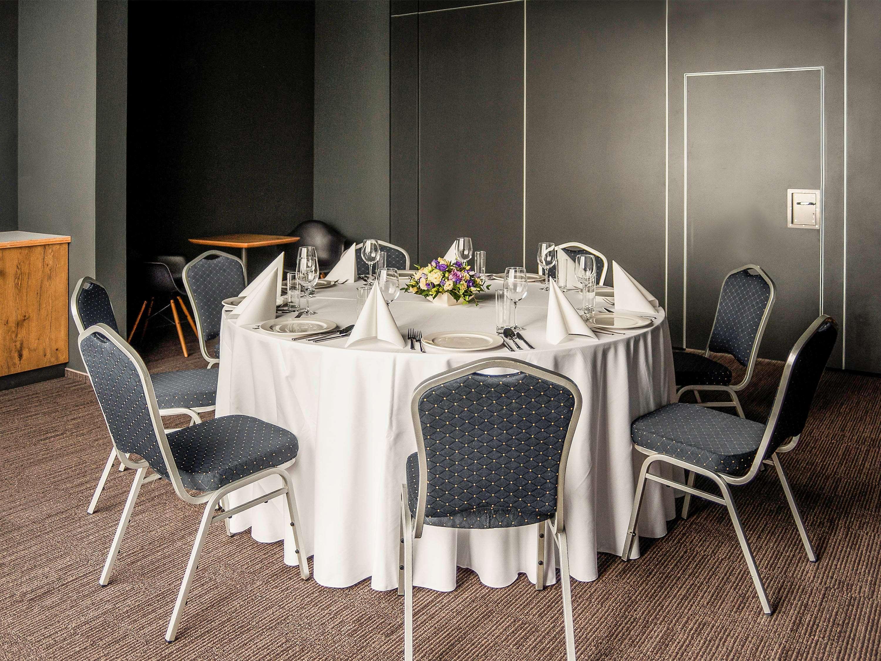 Ibis Poznan Polnoc Hotel ซูคีลาส ภายนอก รูปภาพ