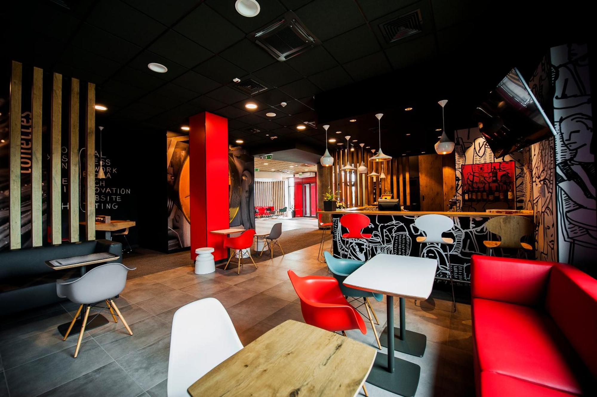 Ibis Poznan Polnoc Hotel ซูคีลาส ภายนอก รูปภาพ