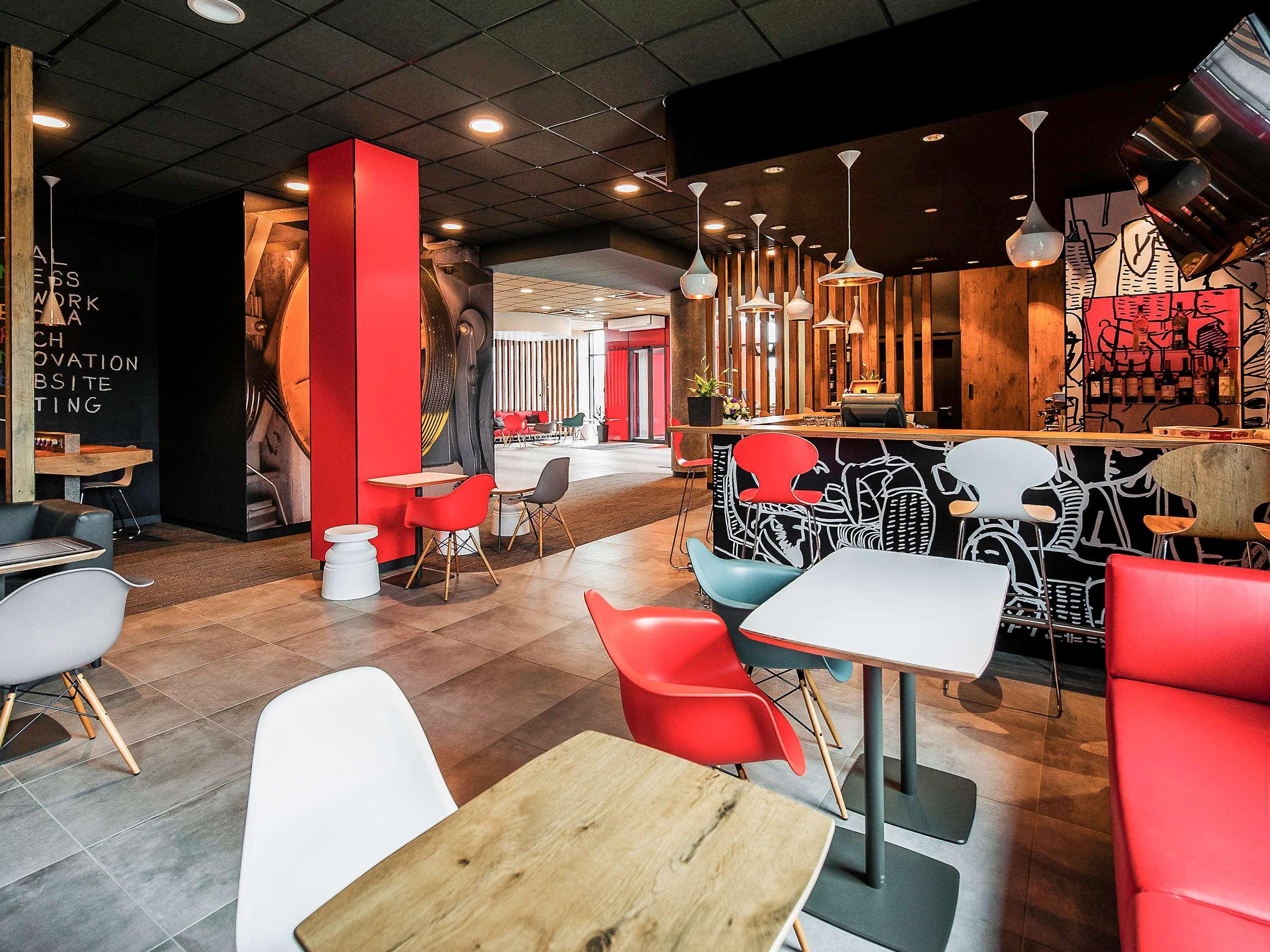 Ibis Poznan Polnoc Hotel ซูคีลาส ภายนอก รูปภาพ