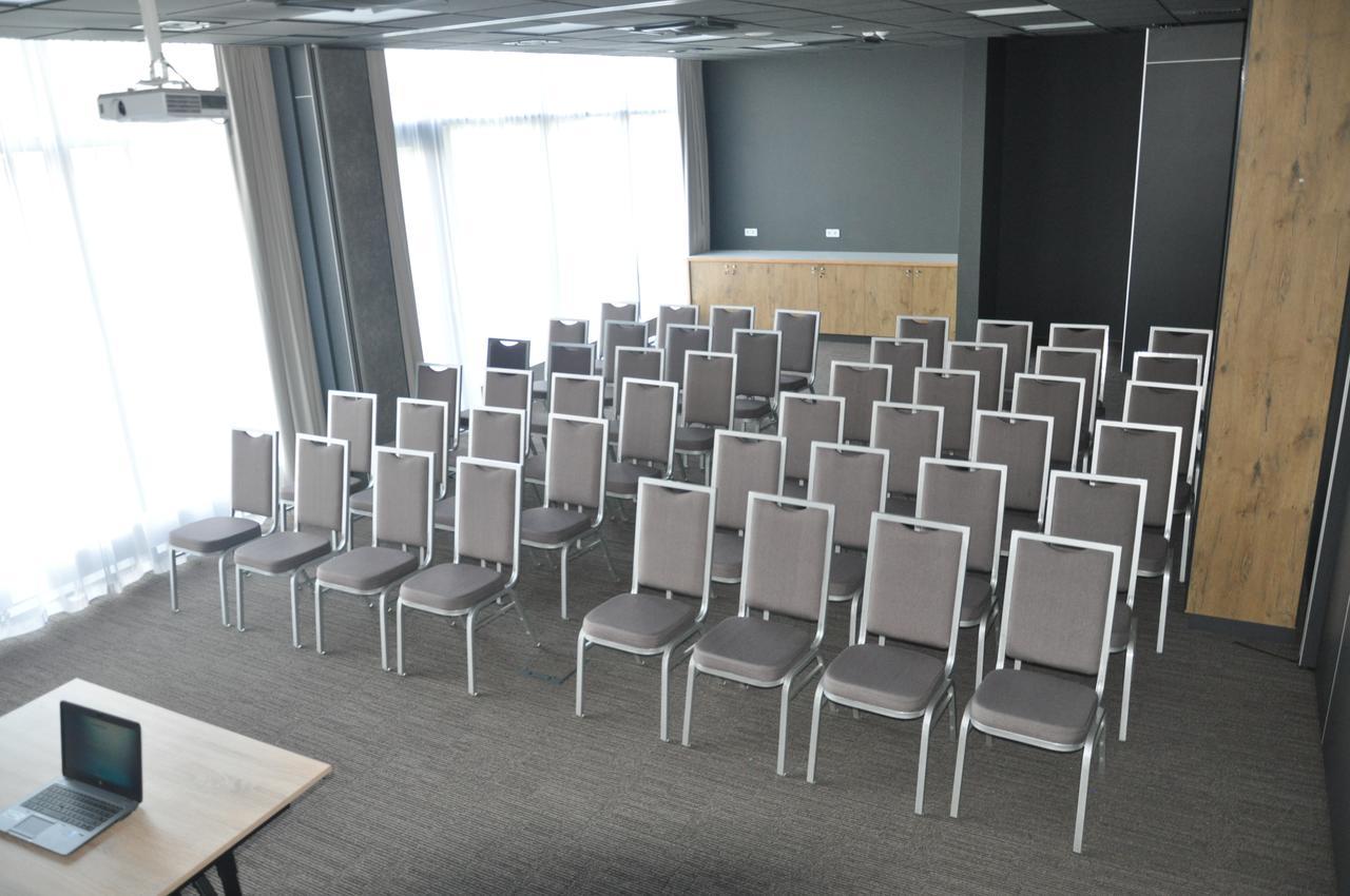 Ibis Poznan Polnoc Hotel ซูคีลาส ภายนอก รูปภาพ