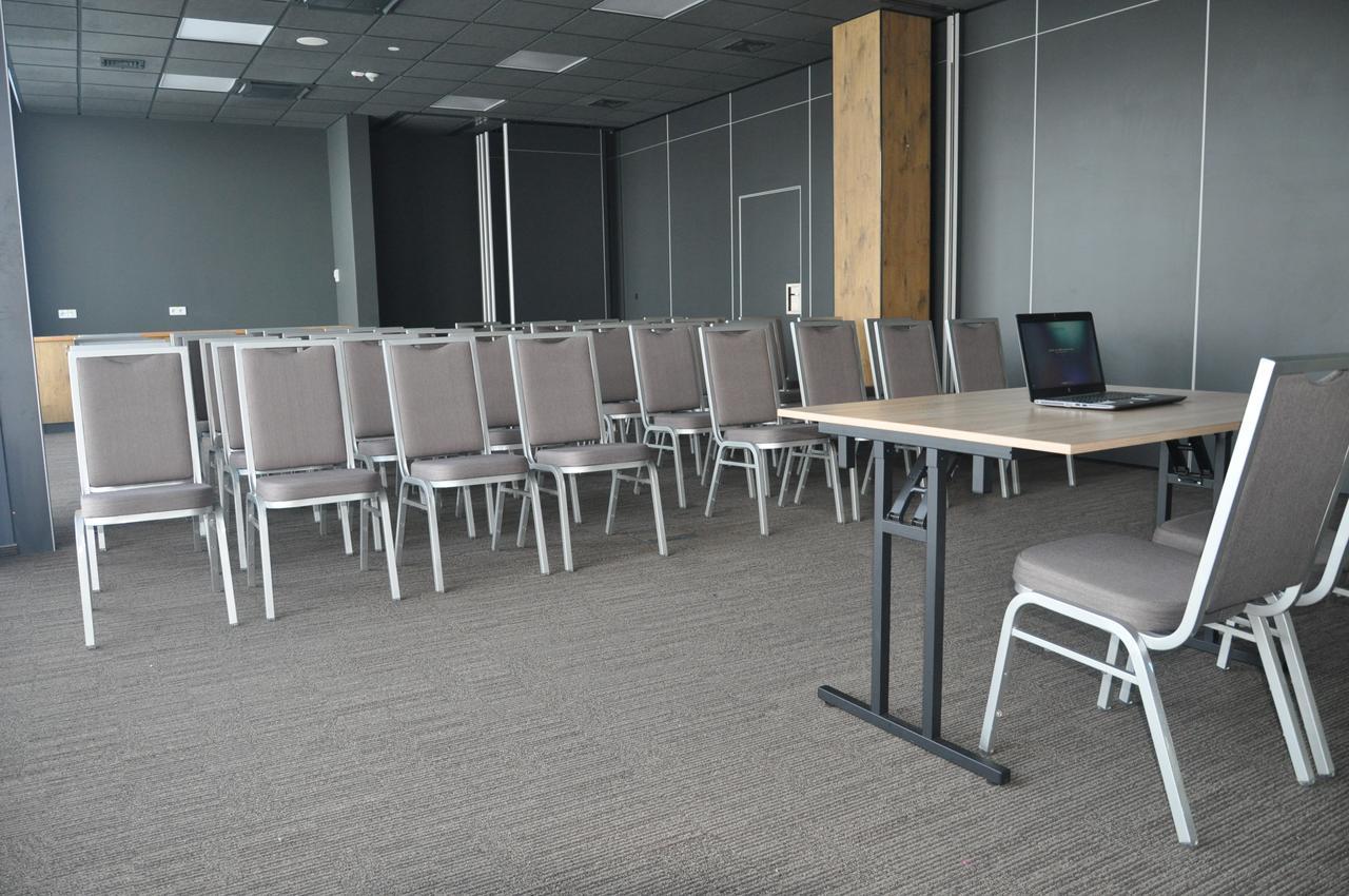 Ibis Poznan Polnoc Hotel ซูคีลาส ภายนอก รูปภาพ